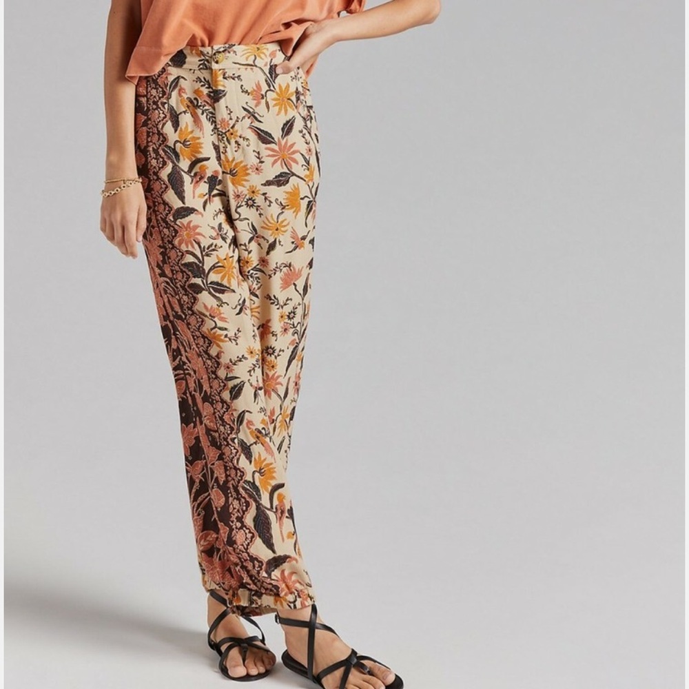 Anthropologie Smocked Balloon leg brown print pants 6